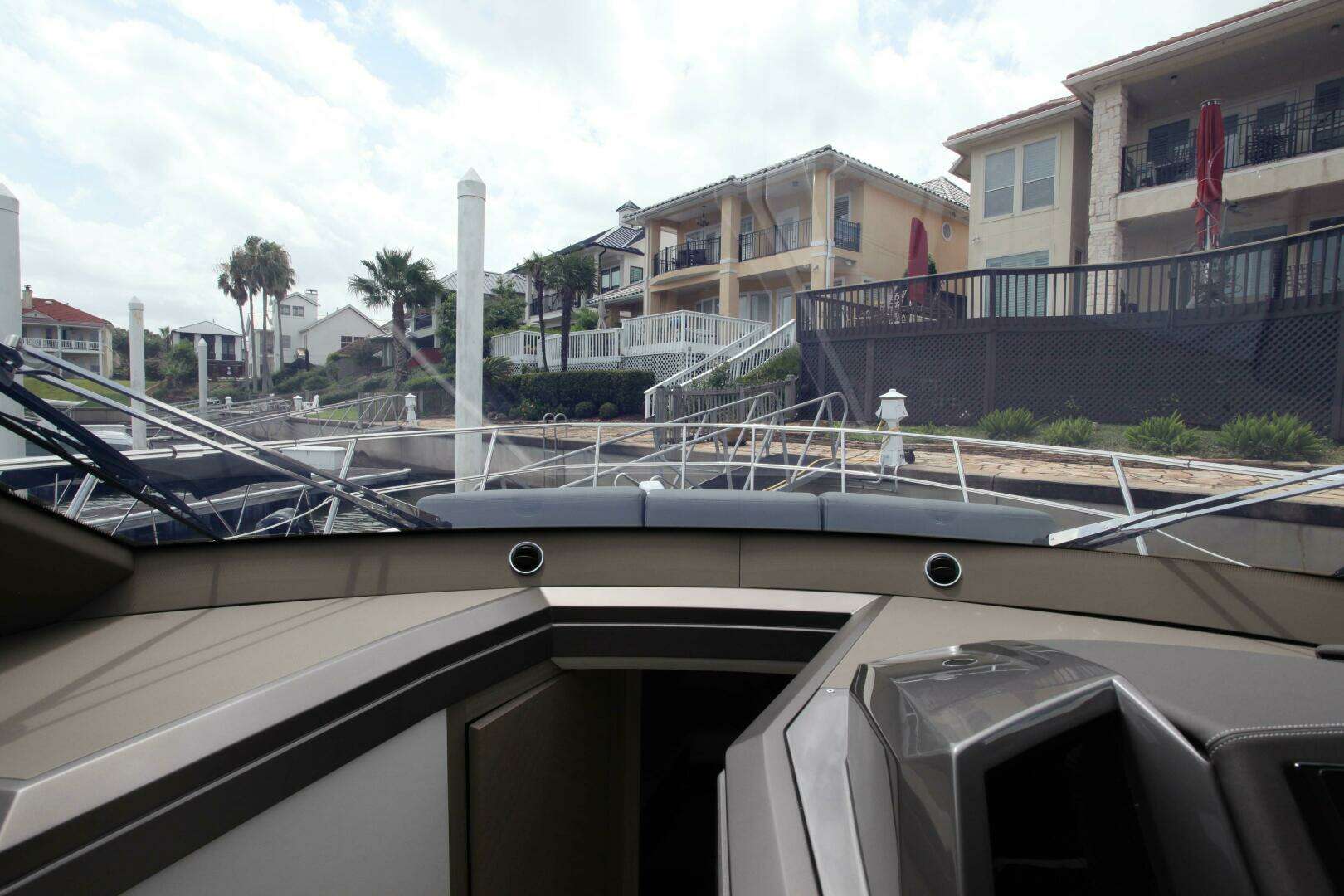 2025 Galeon — - Image 211