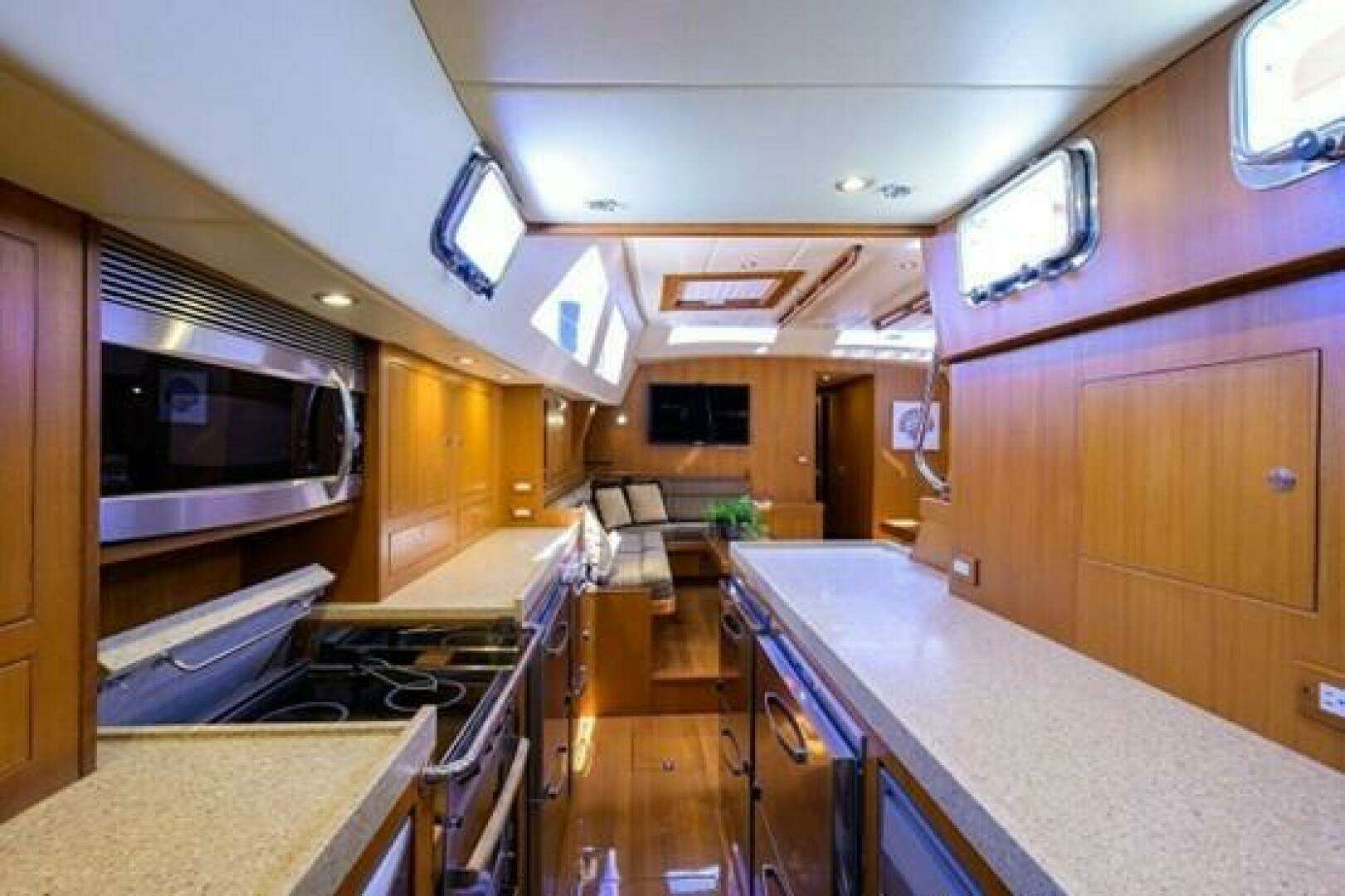 2009 Hylas 70 Sail - Image 10