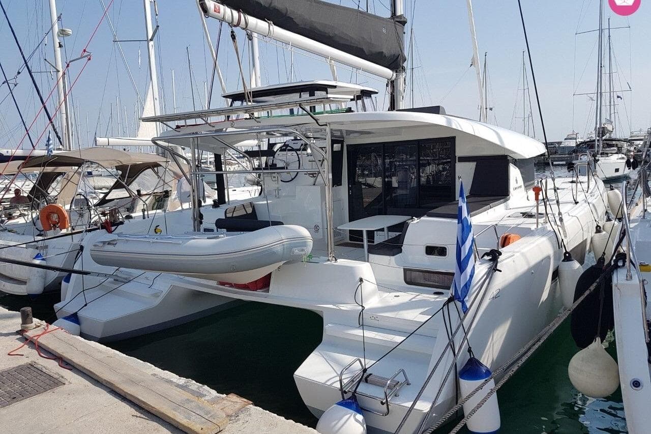 2019 Lagoon 42