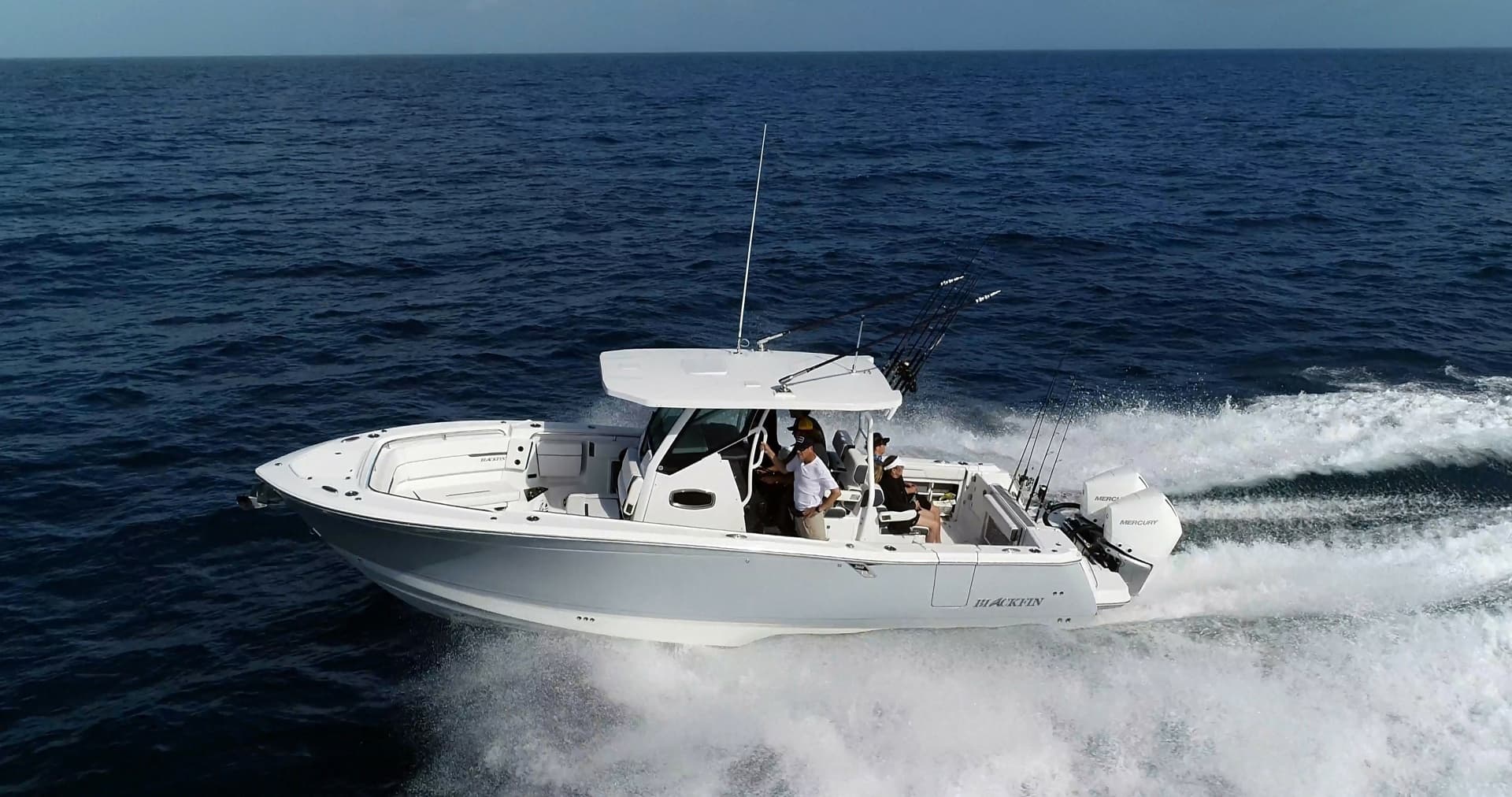 2027 Blackfin 302 CC - Image 13