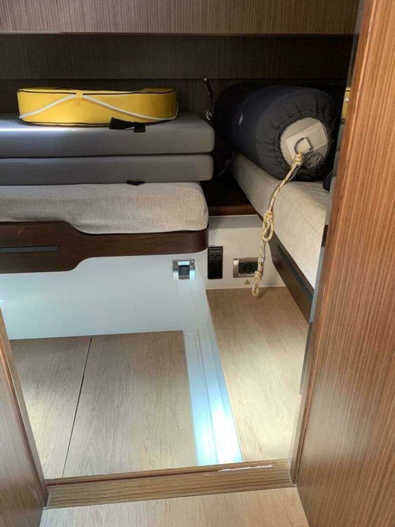2018 Fjord 44 Open - Image 12