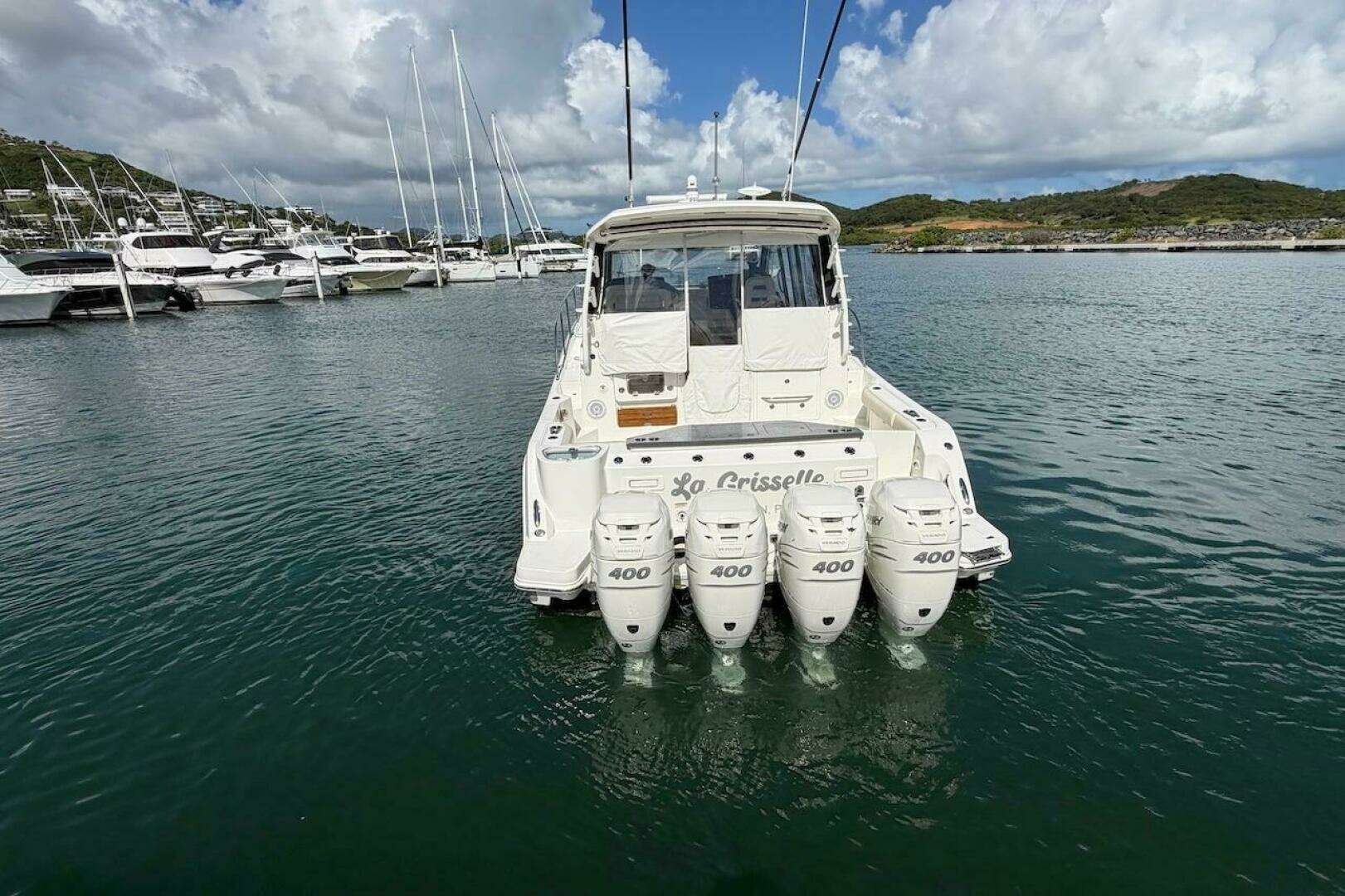 2021 Boston Whaler 405 Conquest - Image 17