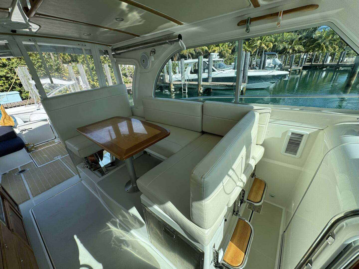 2020 Back Cove 34O - Image 18