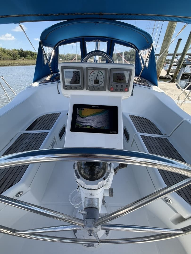 2006 Beneteau 423 - Image 33