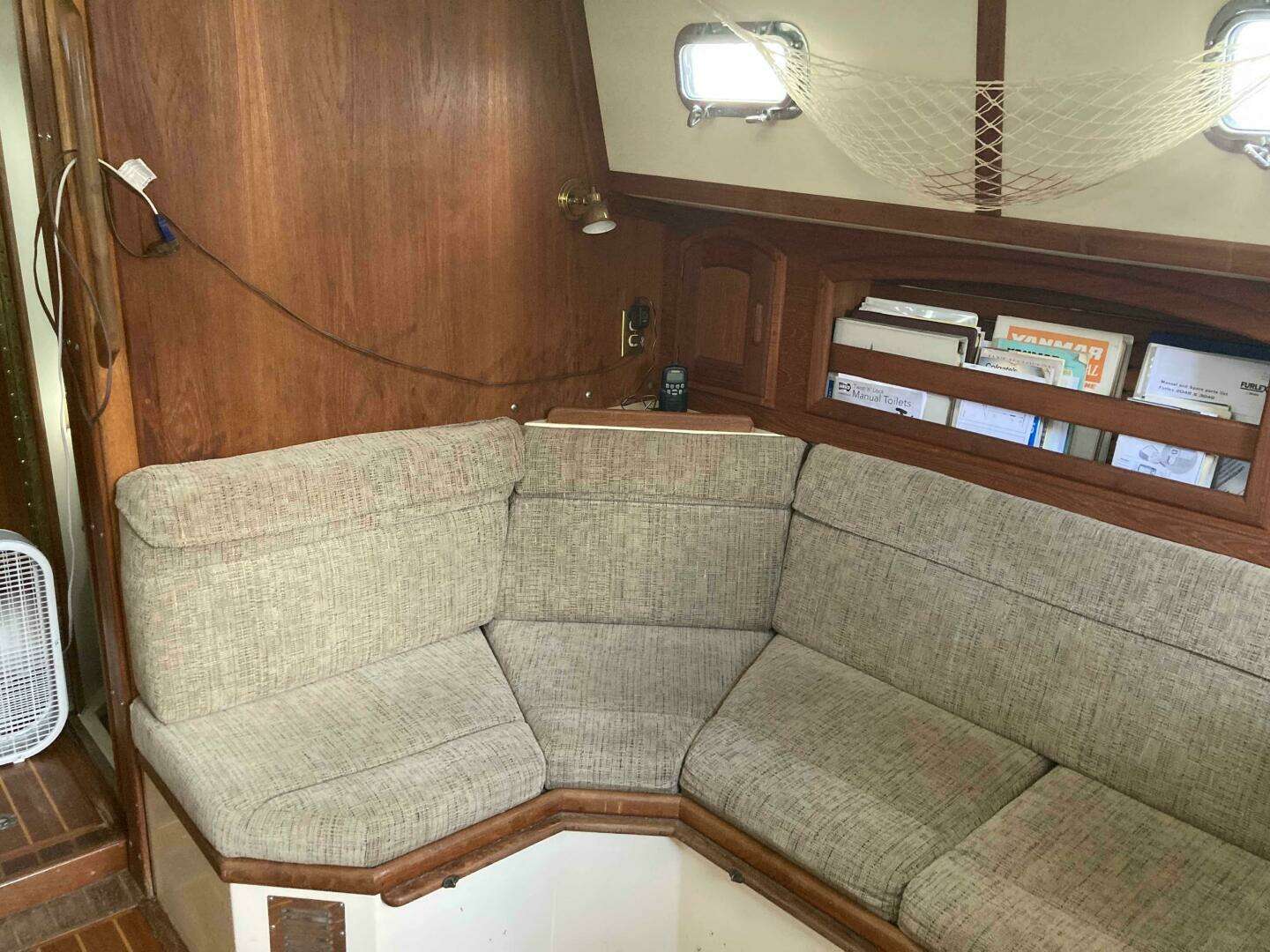 1994 Pacific Seacraft Crealock 37 - Image 17