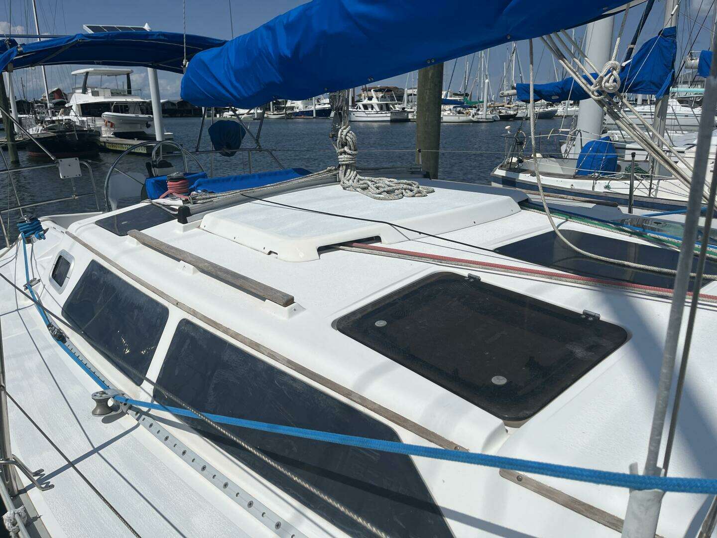 1992 Hunter 33.5 - Image 7