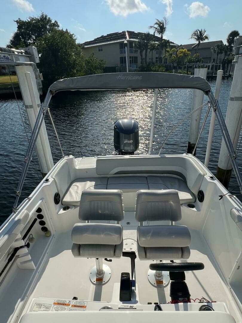 2017 Hurricane CC 231 - Image 3