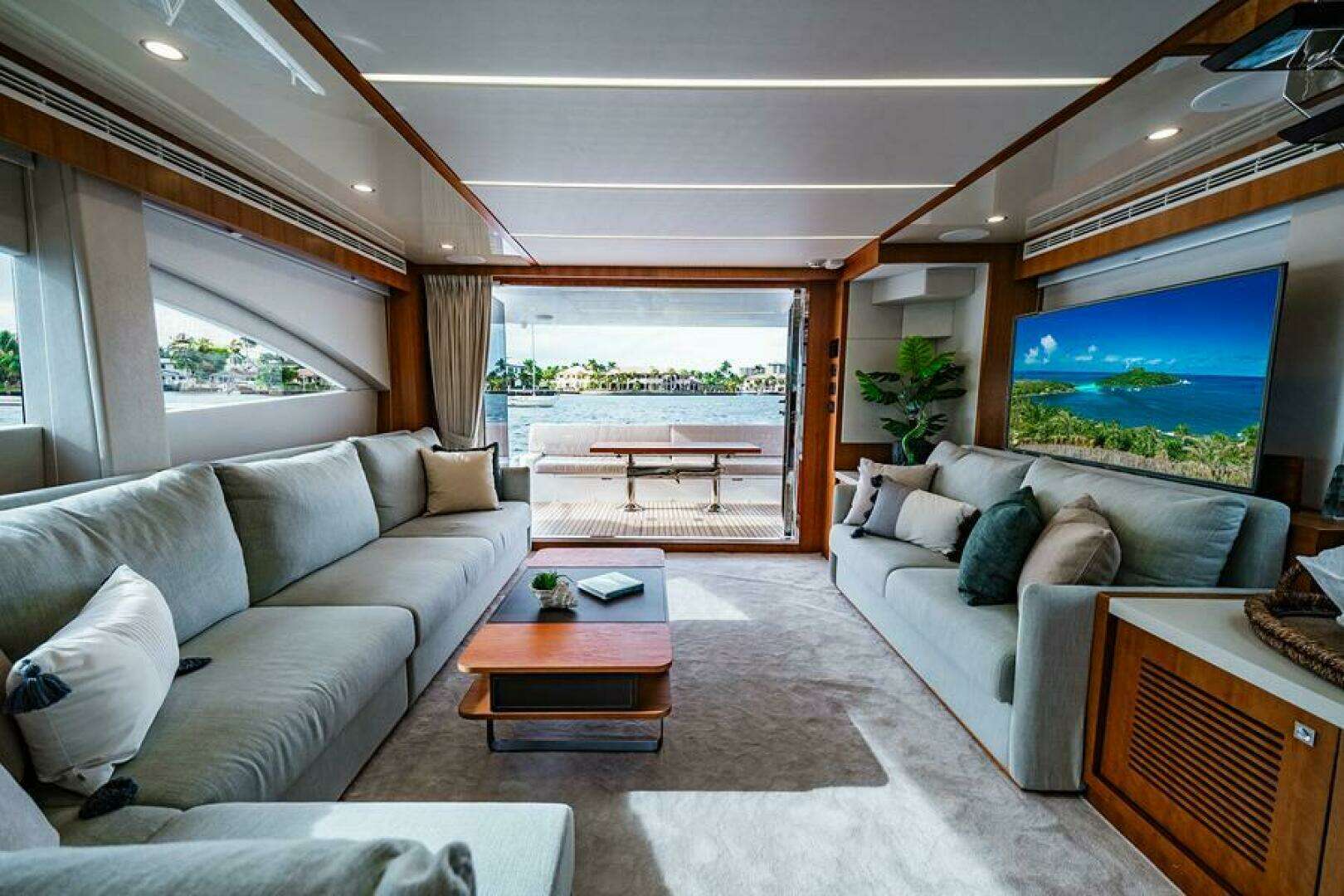 2024 Johnson Skylounge - Image 6
