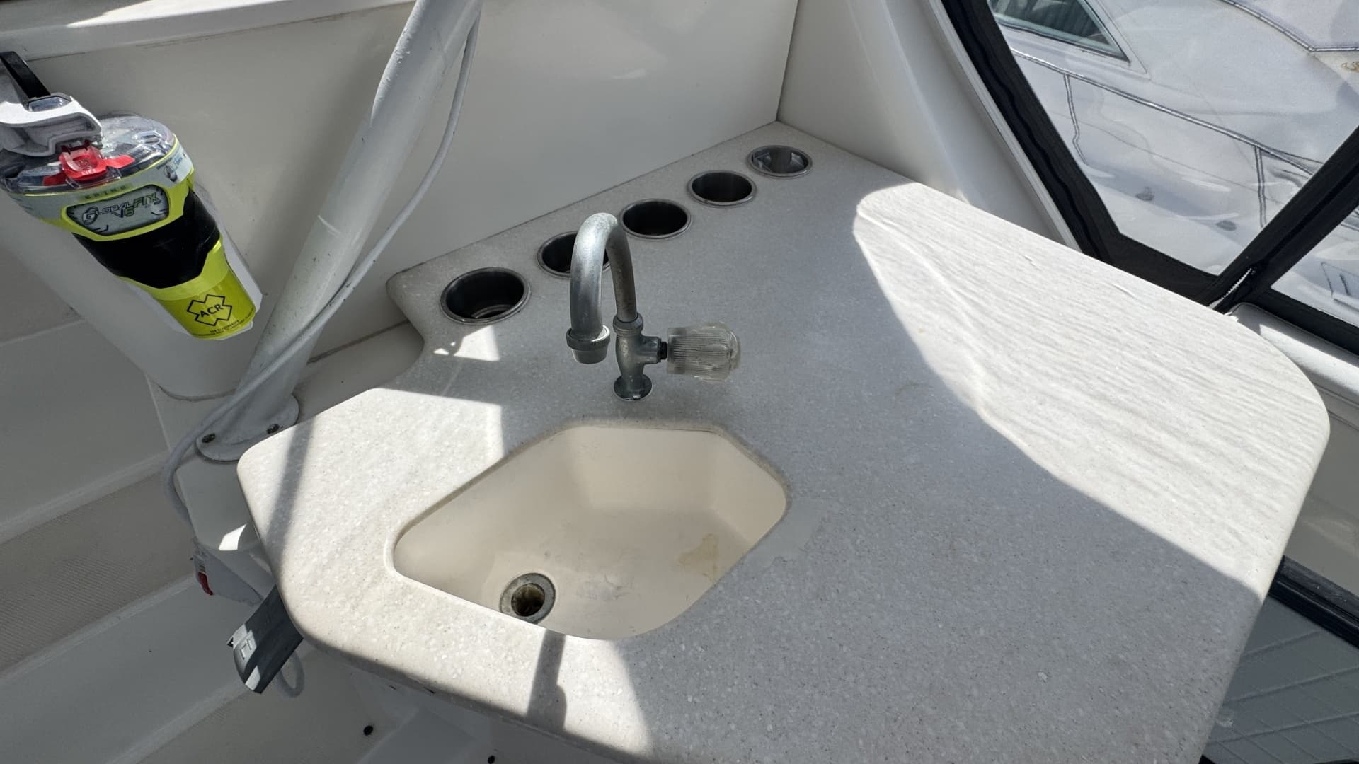 2003 Silverton 43 Motor Yacht - Image 13
