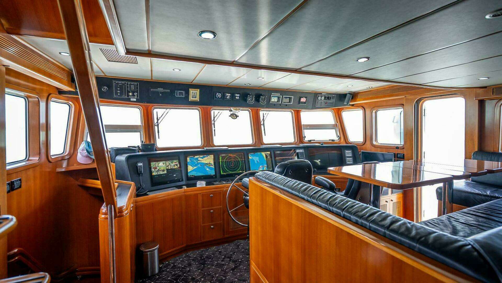 2009 Nordhavn 76 - Image 40