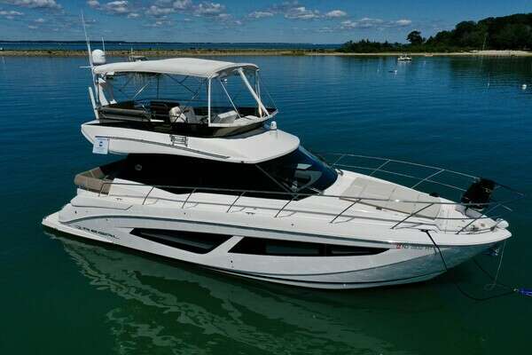 2017 Regal 42 Fly - Image 1