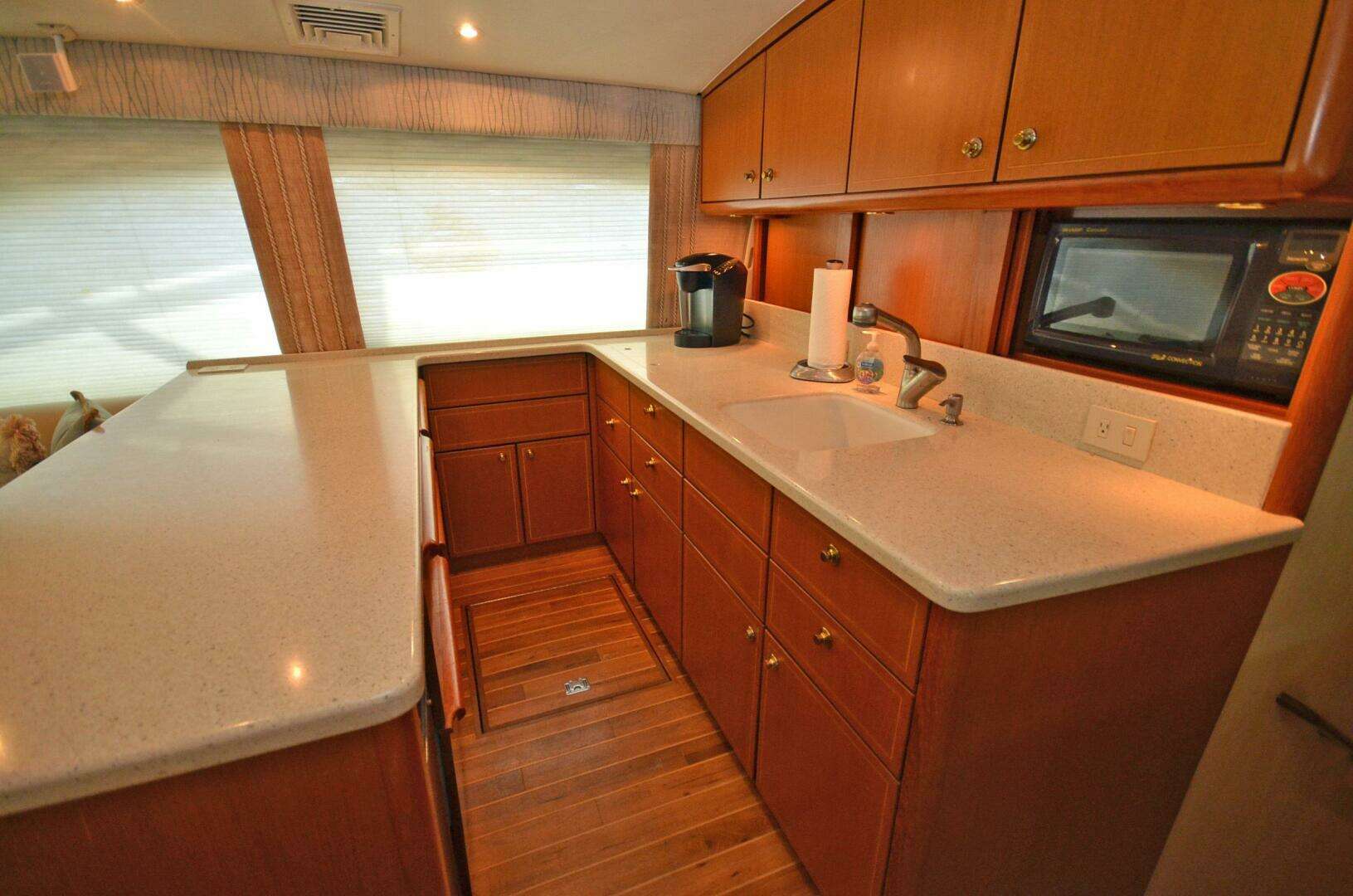 2005 Ocean Yachts 50 Super Sport - Image 23