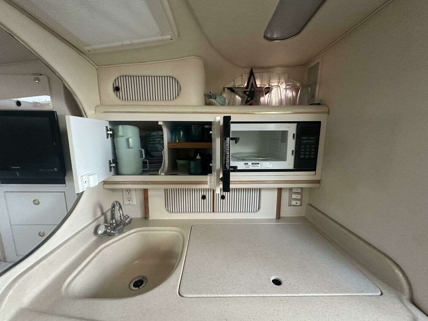 2000 Sea Ray 290 - Image 22