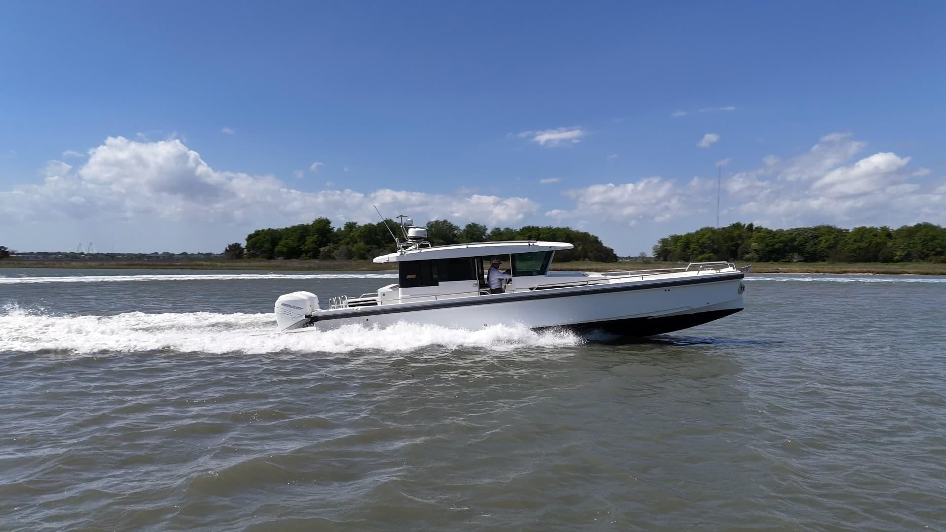 2019 Axopar 37 XC Cross Cabin - Image 5
