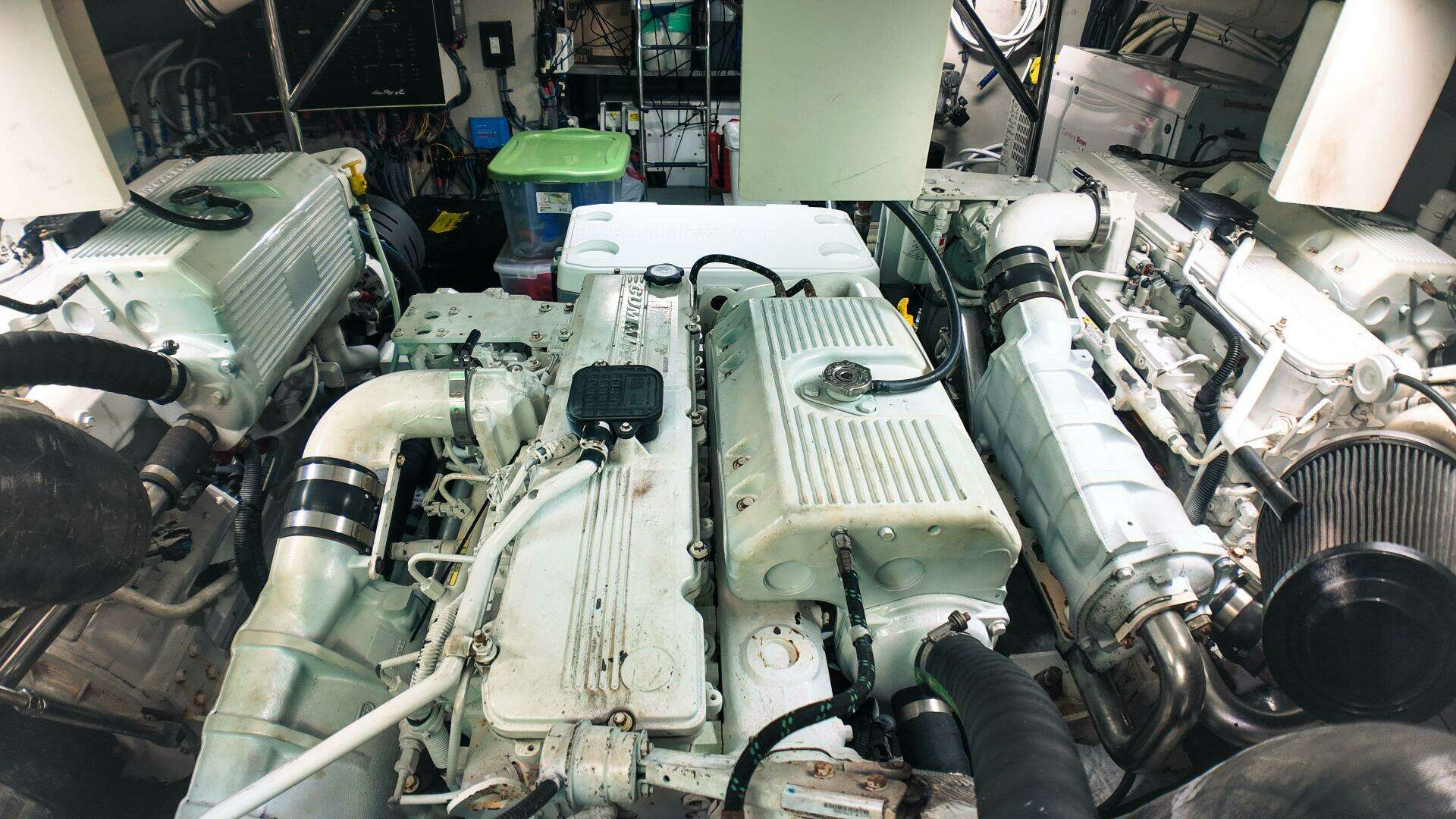 2016 Sea Ray L590 Fly - Image 32