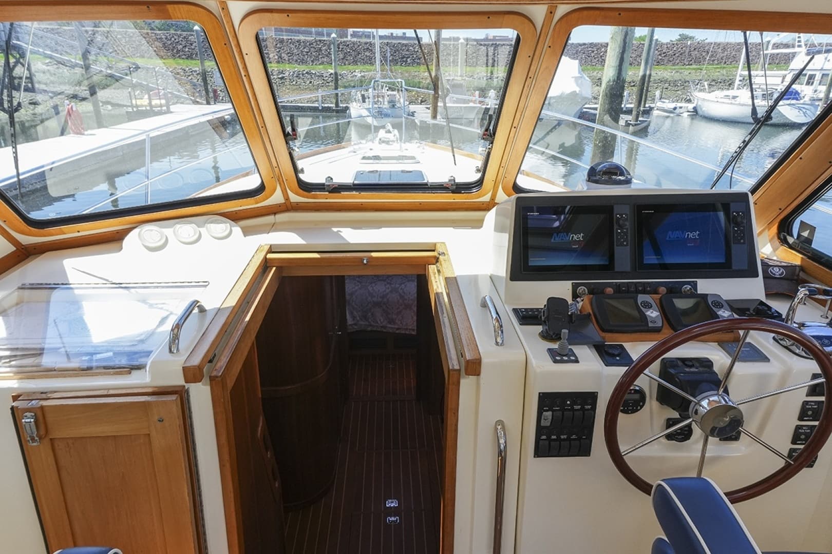 2006 Sabre 38 Hard Top Express - Image 16