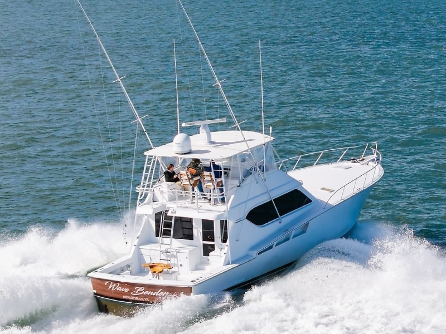 2001 Hatteras 60 Convertible - Image 5
