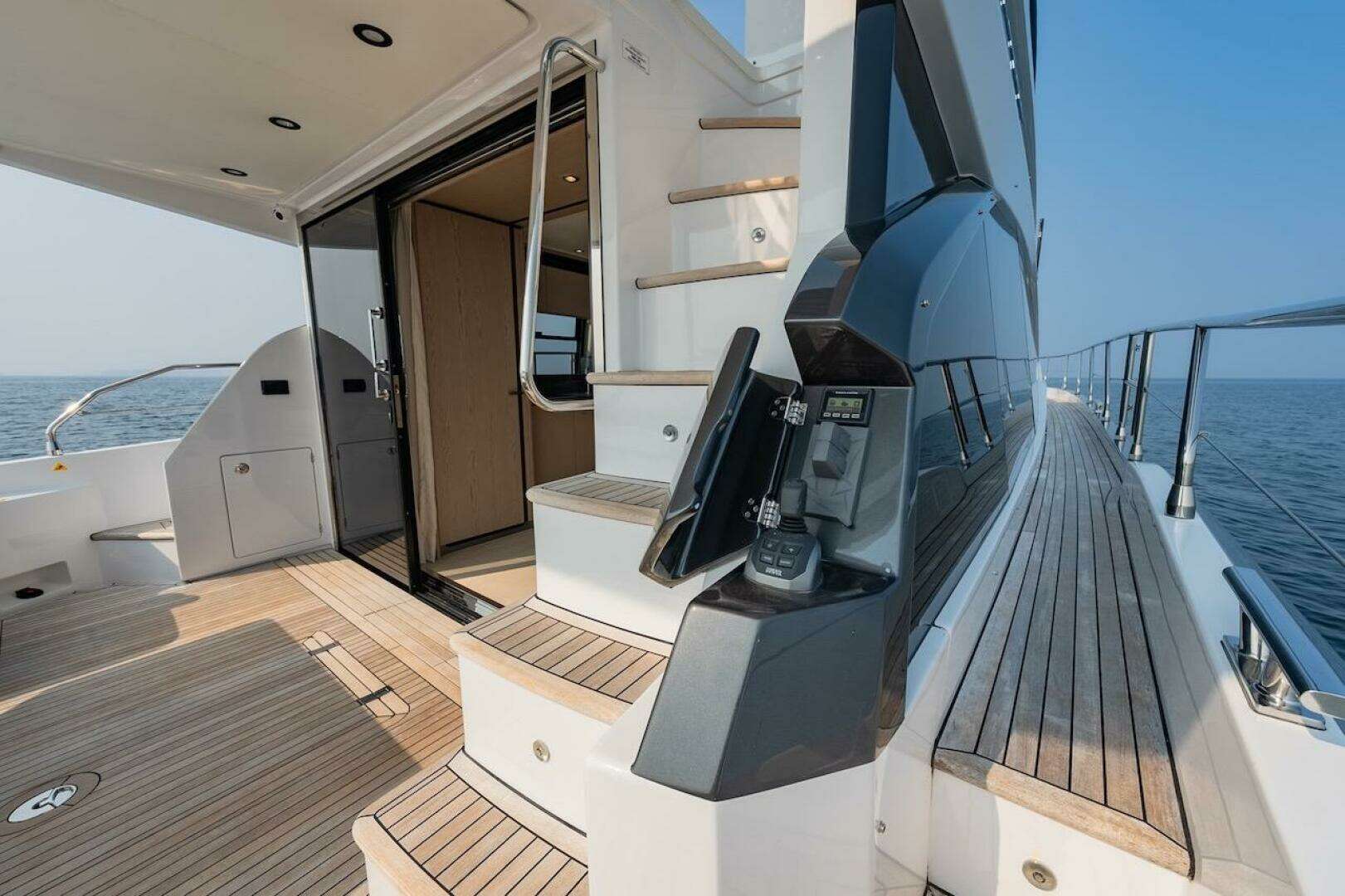 2023 Azimut Fly 53 - Image 59