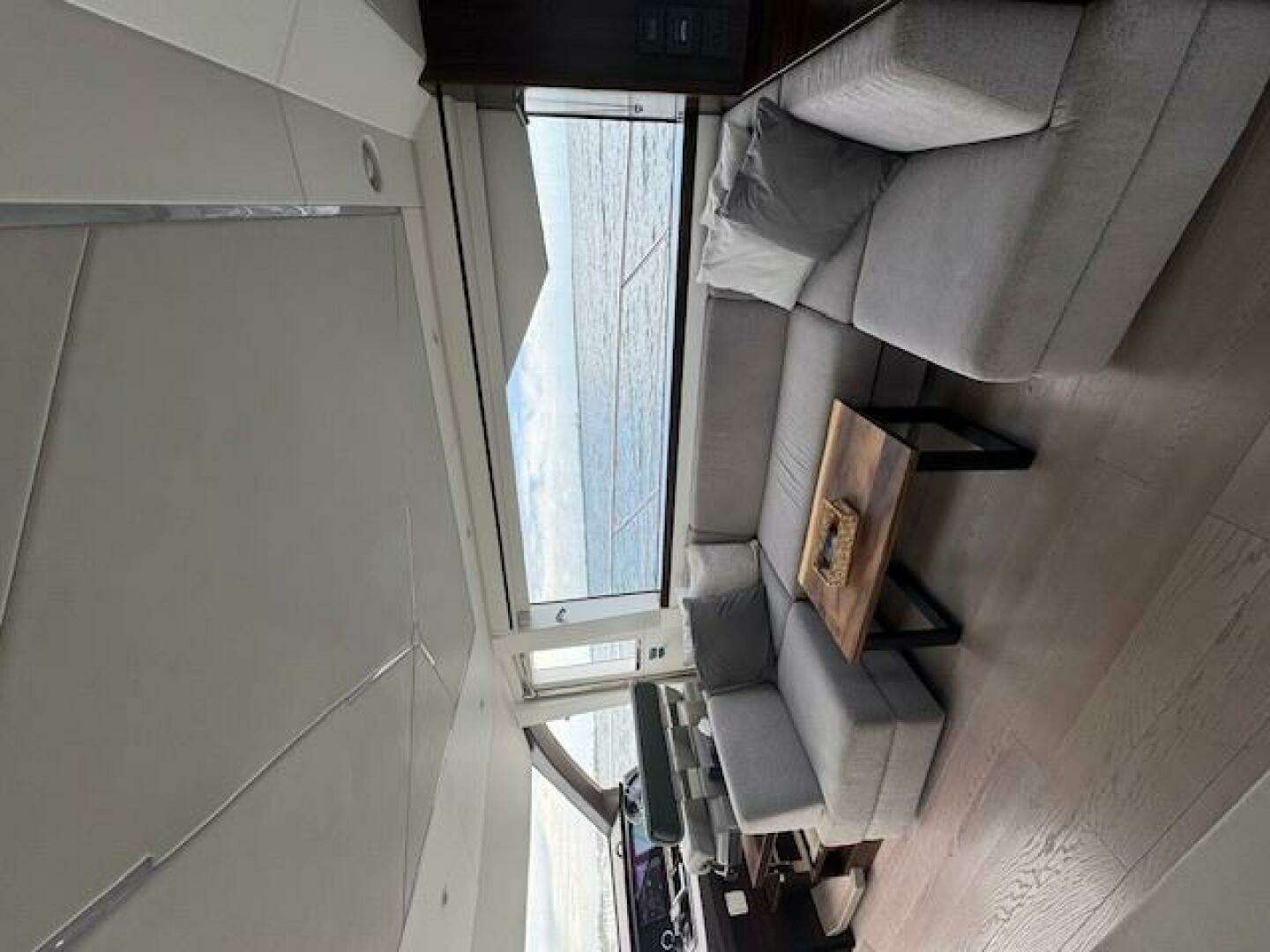 2022 Sunseeker Manhattan 68 - Image 32