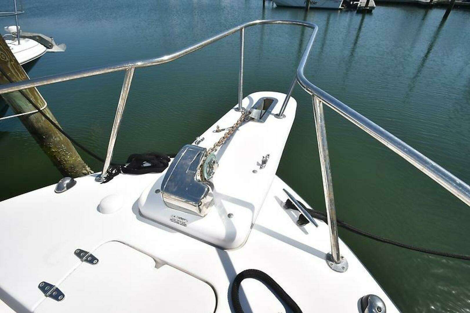 2006 Grady-White 330 Express - Image 23