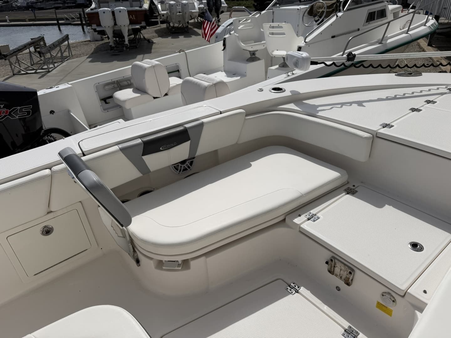 2023 Robalo — - Image 27