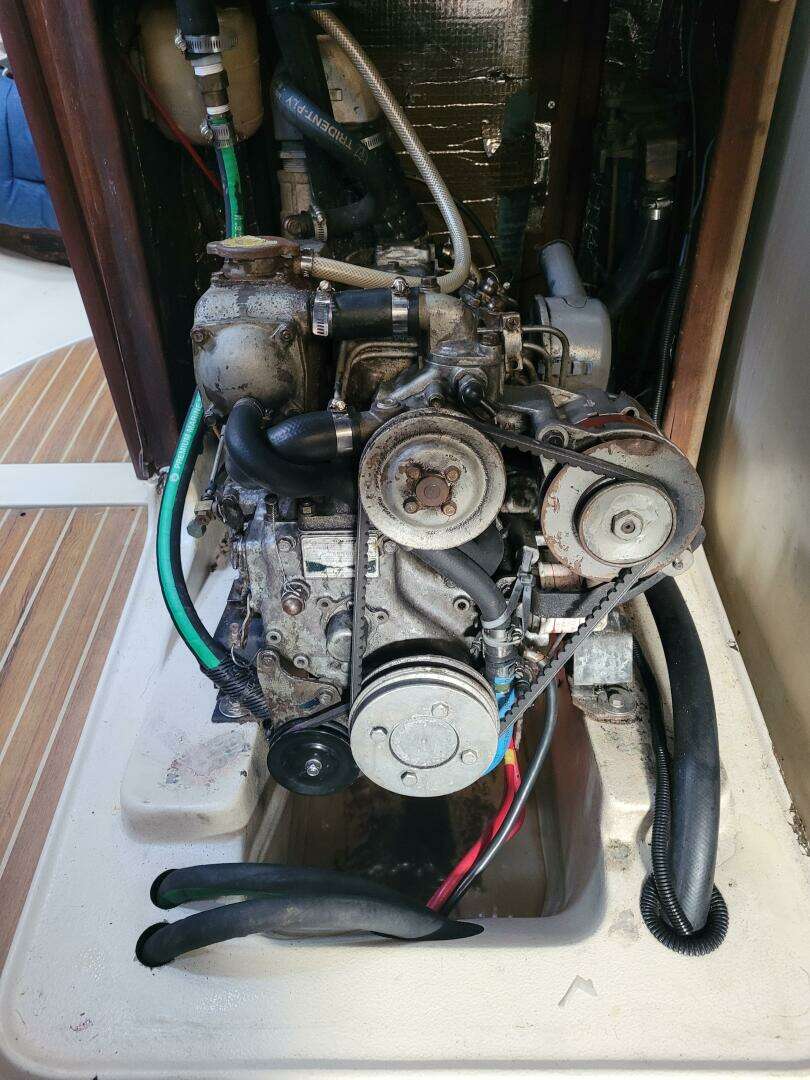 1997 Hunter 376 - Image 63
