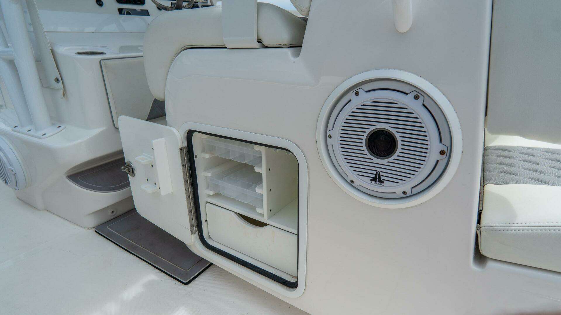 2023 Invincible Open Fisherman - Image 65