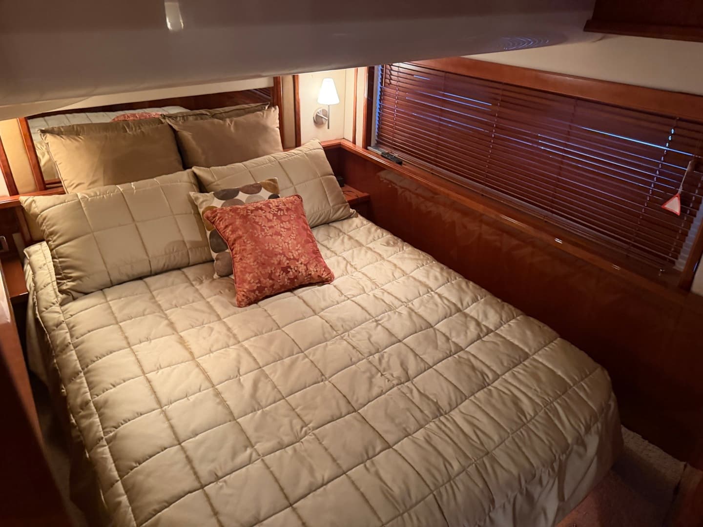 2009 Sea Ray 52 SEDAN BRIDGE - Image 46
