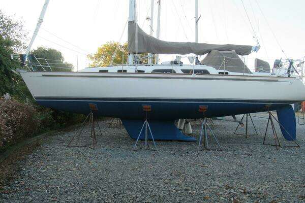 2003 Sabre 402 - Image 1