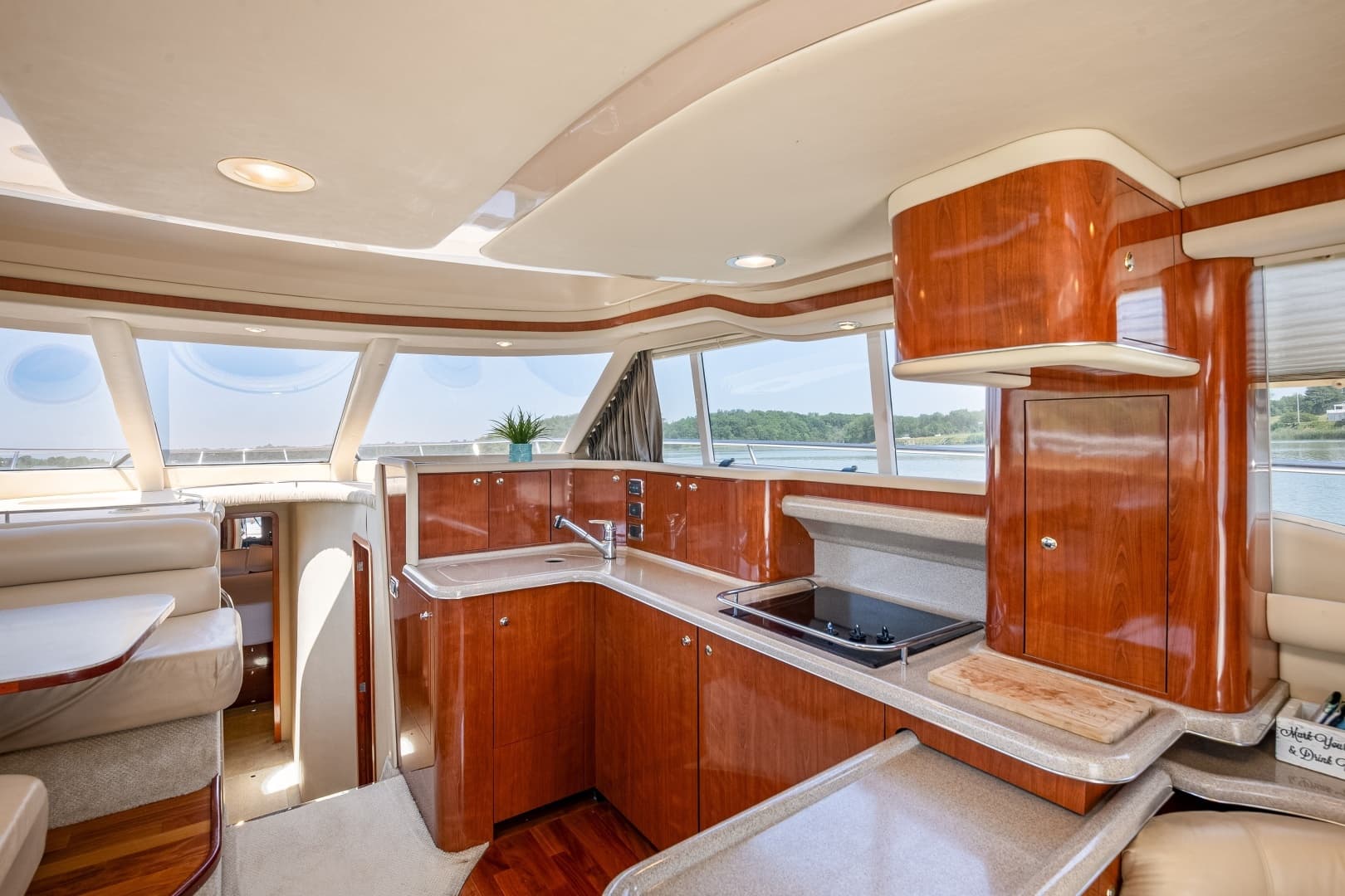 2003 Sea Ray 480 Sedan Bridge - Image 56