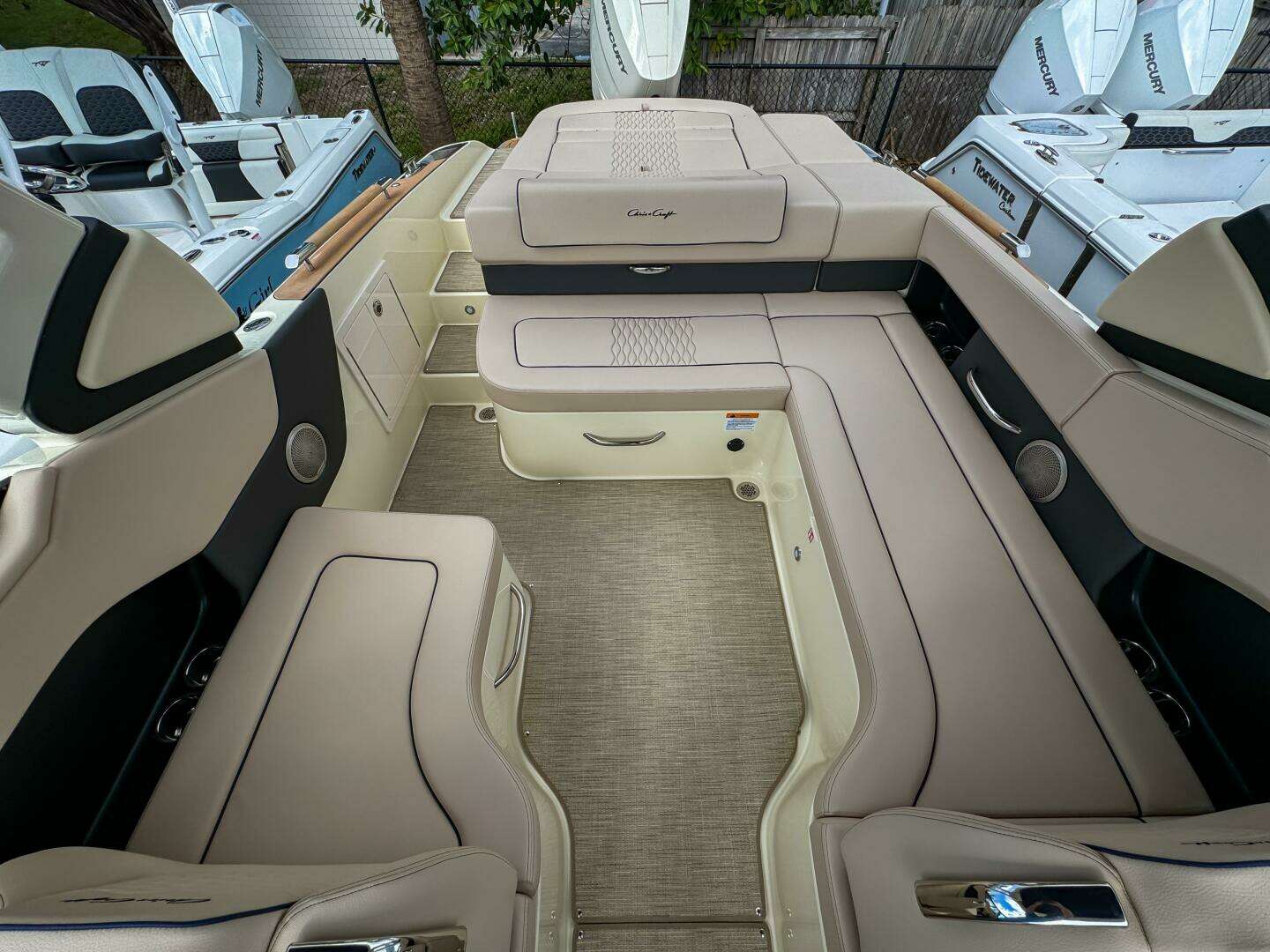 2026 Chris-Craft Sportster 28 - Image 27