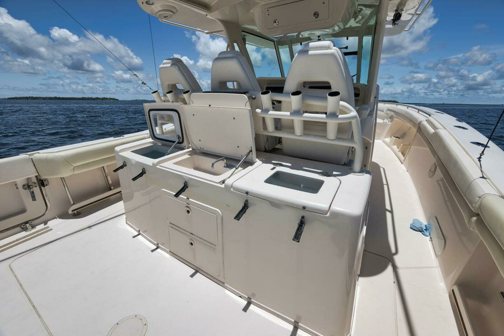 2015 Grady-White — - Image 104