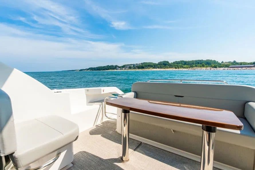 2023 Tiara Yachts C39 Coupe - 29