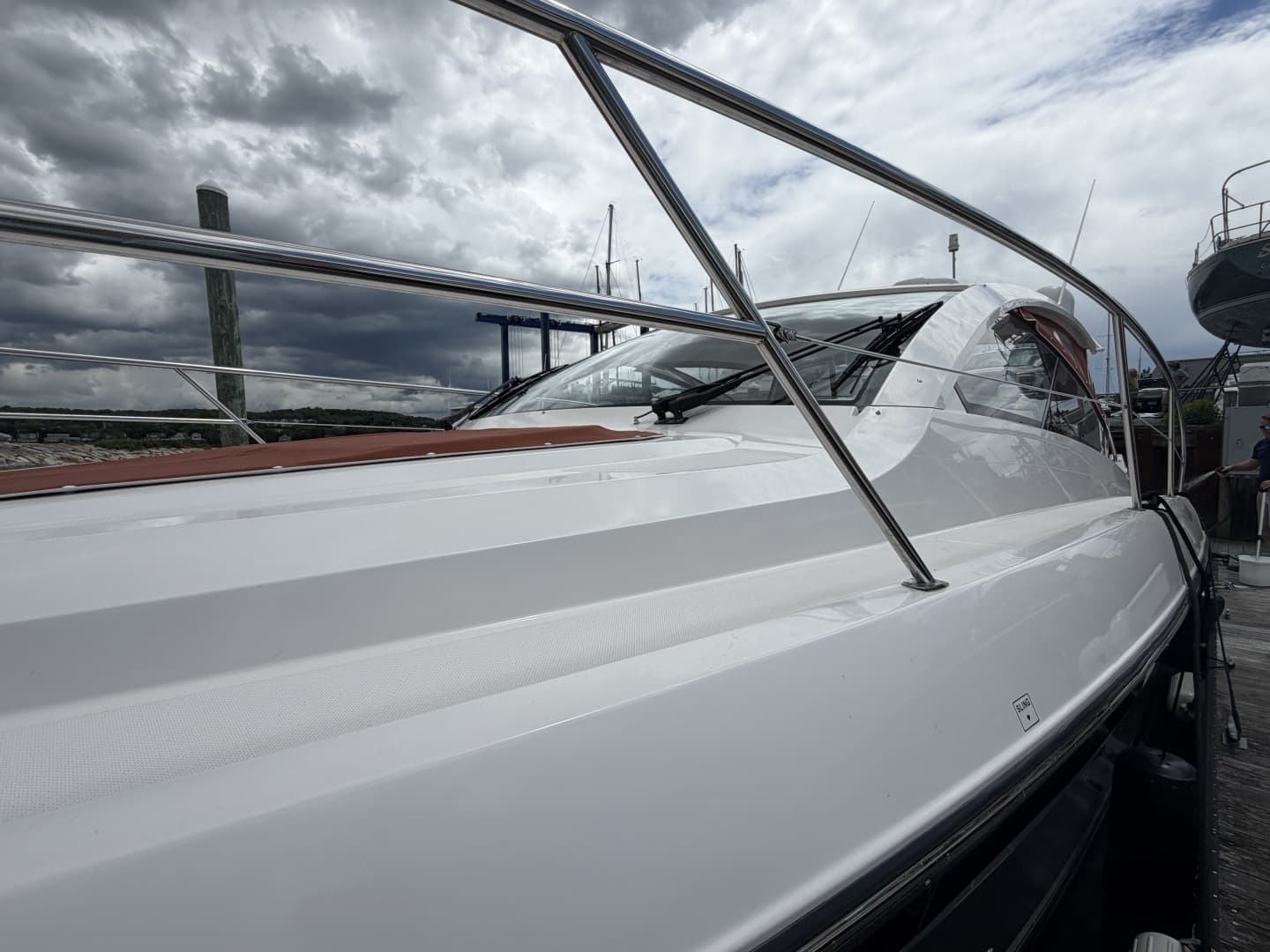 2016 Pursuit SC 365i Sport Coupe - Image 39