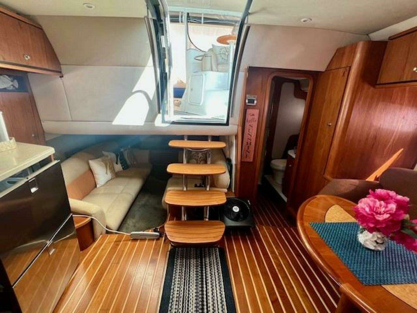 2007 Tiara Yachts 3900 Sovran - Image 14