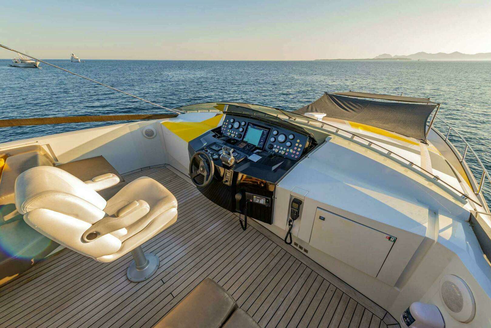 2007 Peri Yachts Peri 29 - Image 13