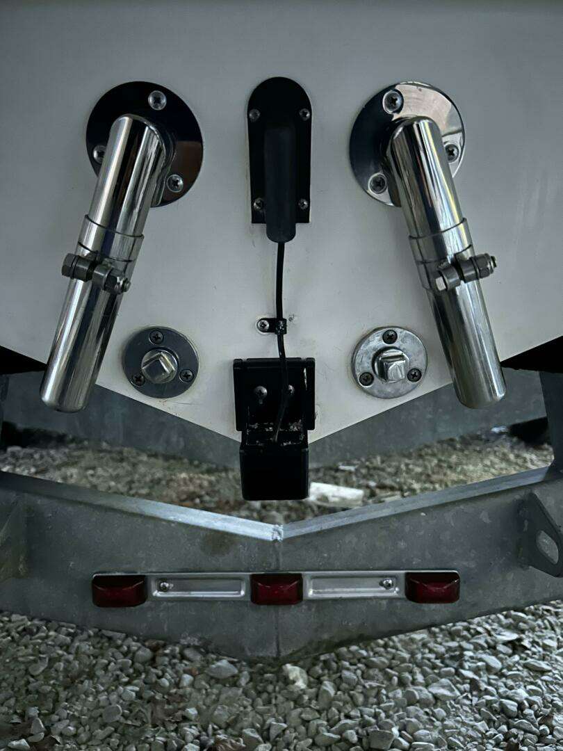2002 Cigarette Top Gun - Image 17