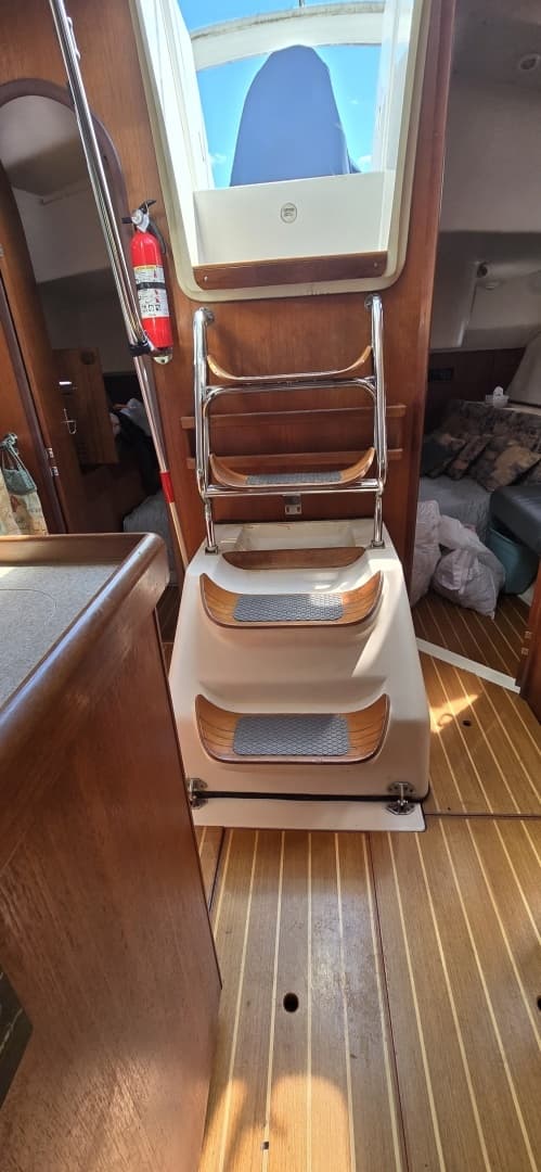 1998 Hunter 410 - Image 31