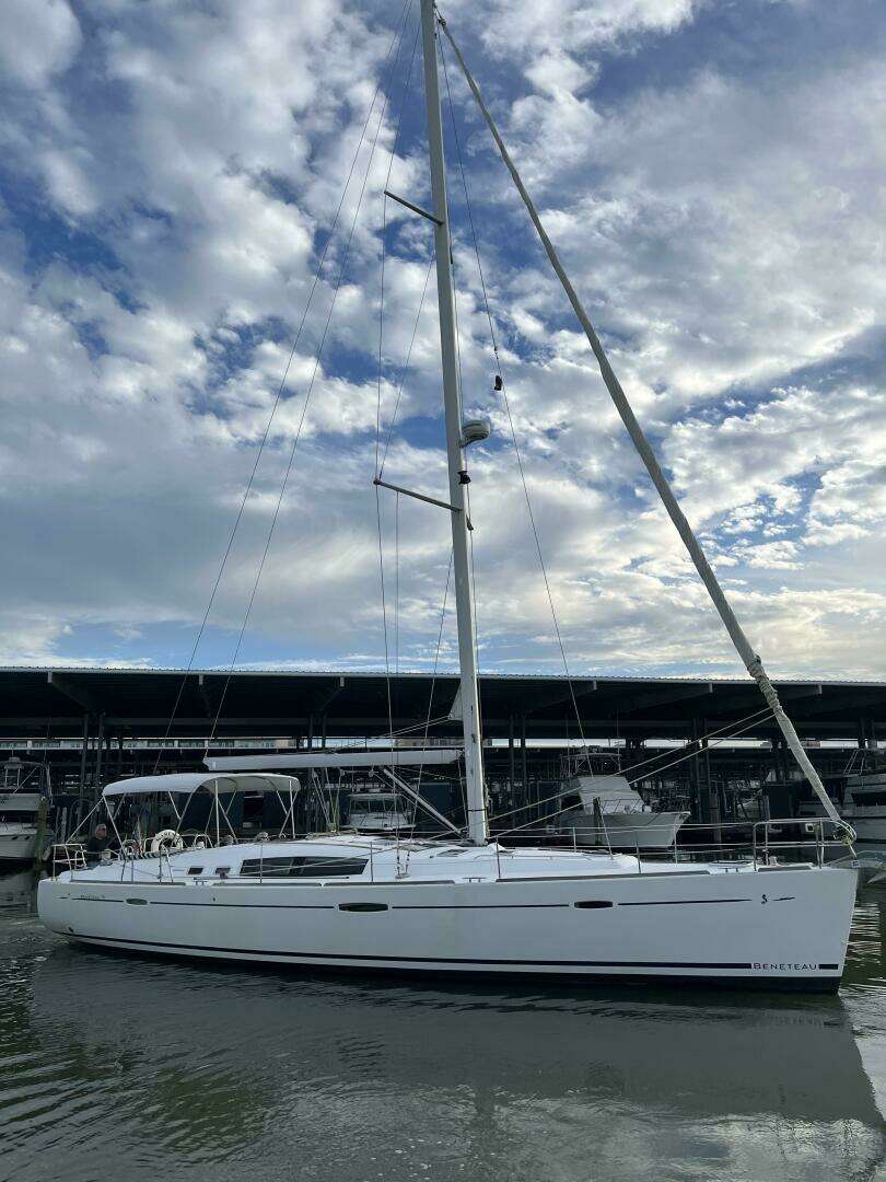 2007 Beneteau 49 - Image 3