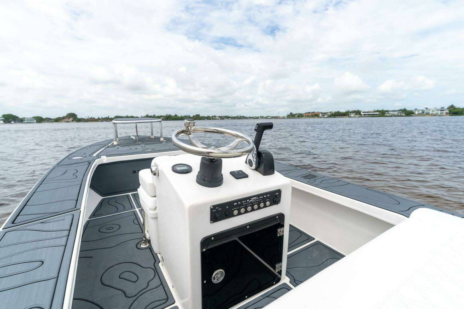 2025 BlueZones Boatworks 16' Flats - Image 73