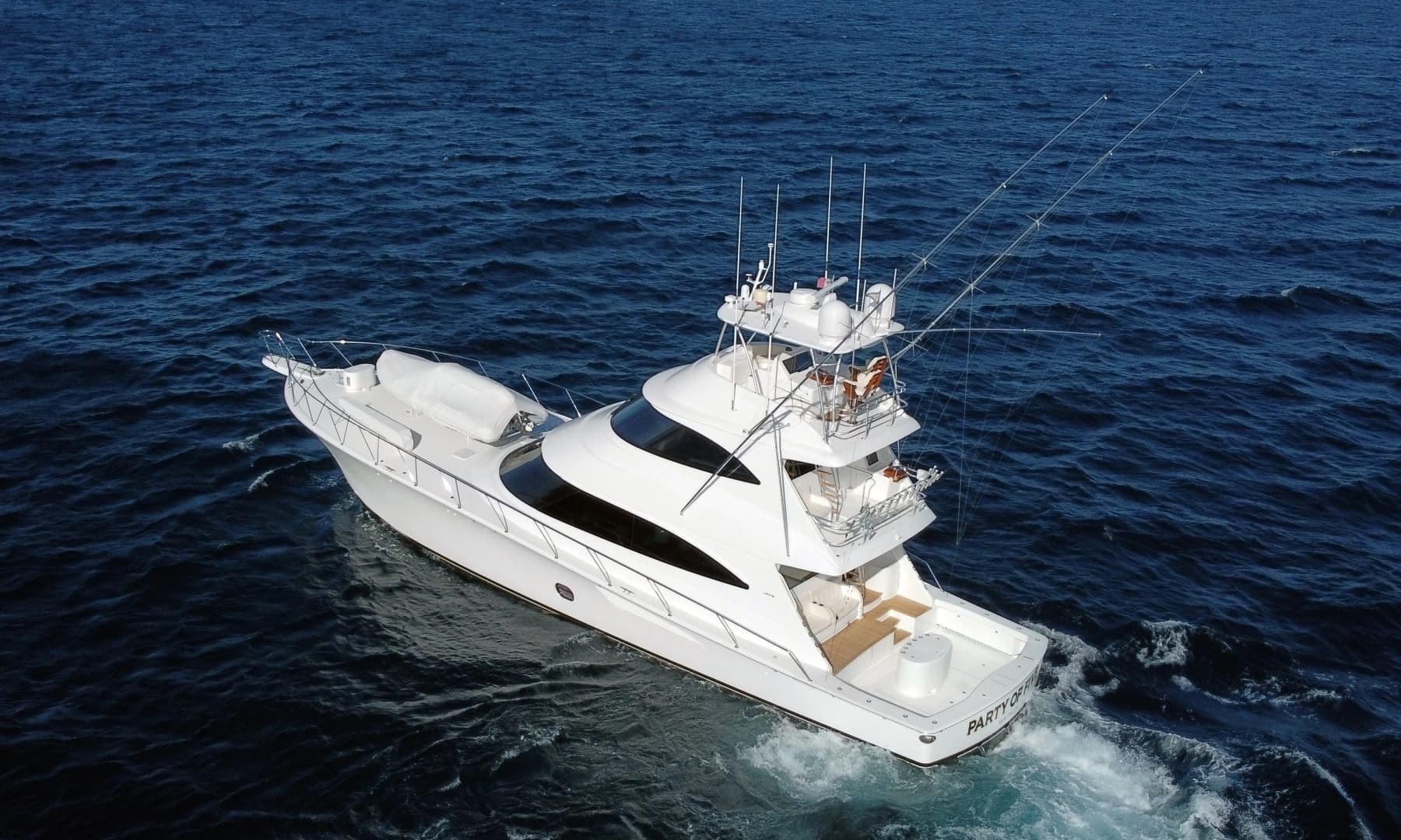 2019 Viking 80 Skybridge - Image 2