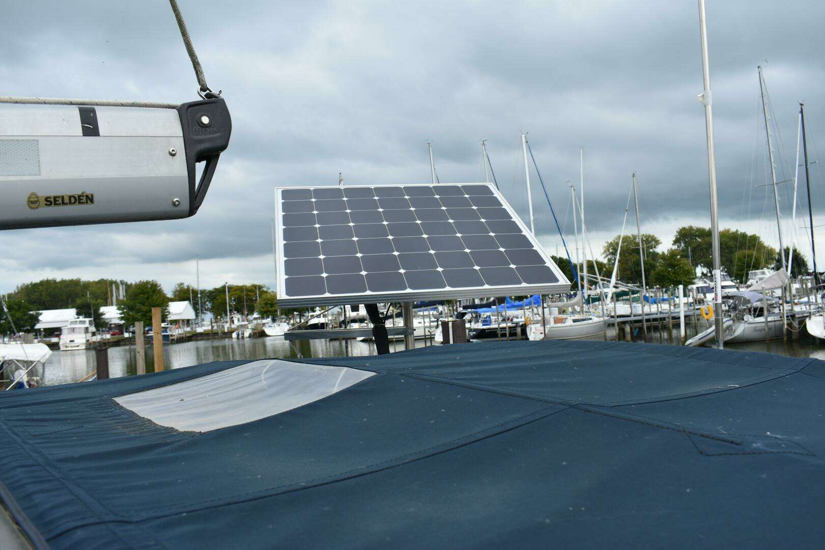 2003 Hunter 386 - Image 12