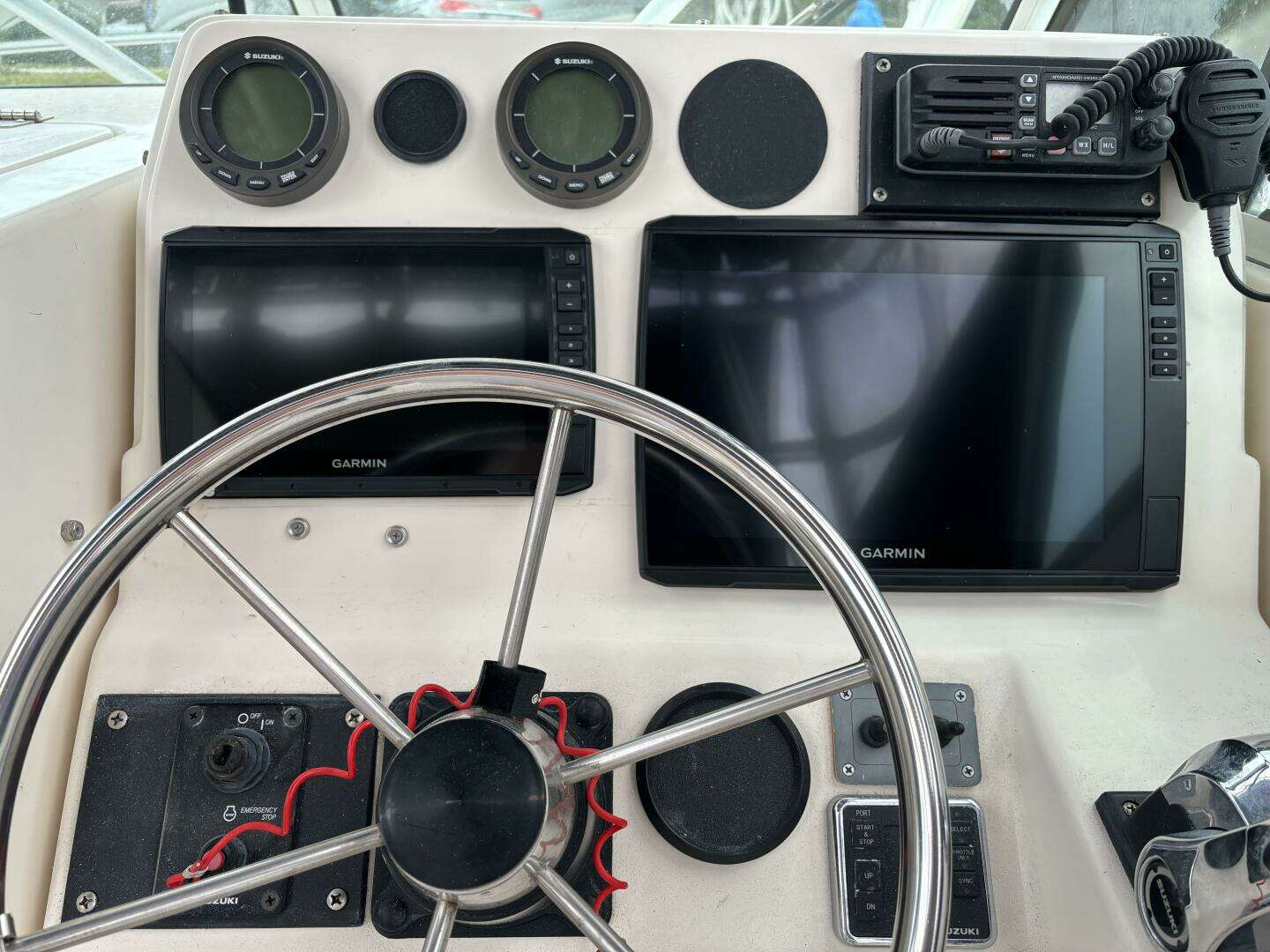 1995 Pursuit 2470 - Image 18