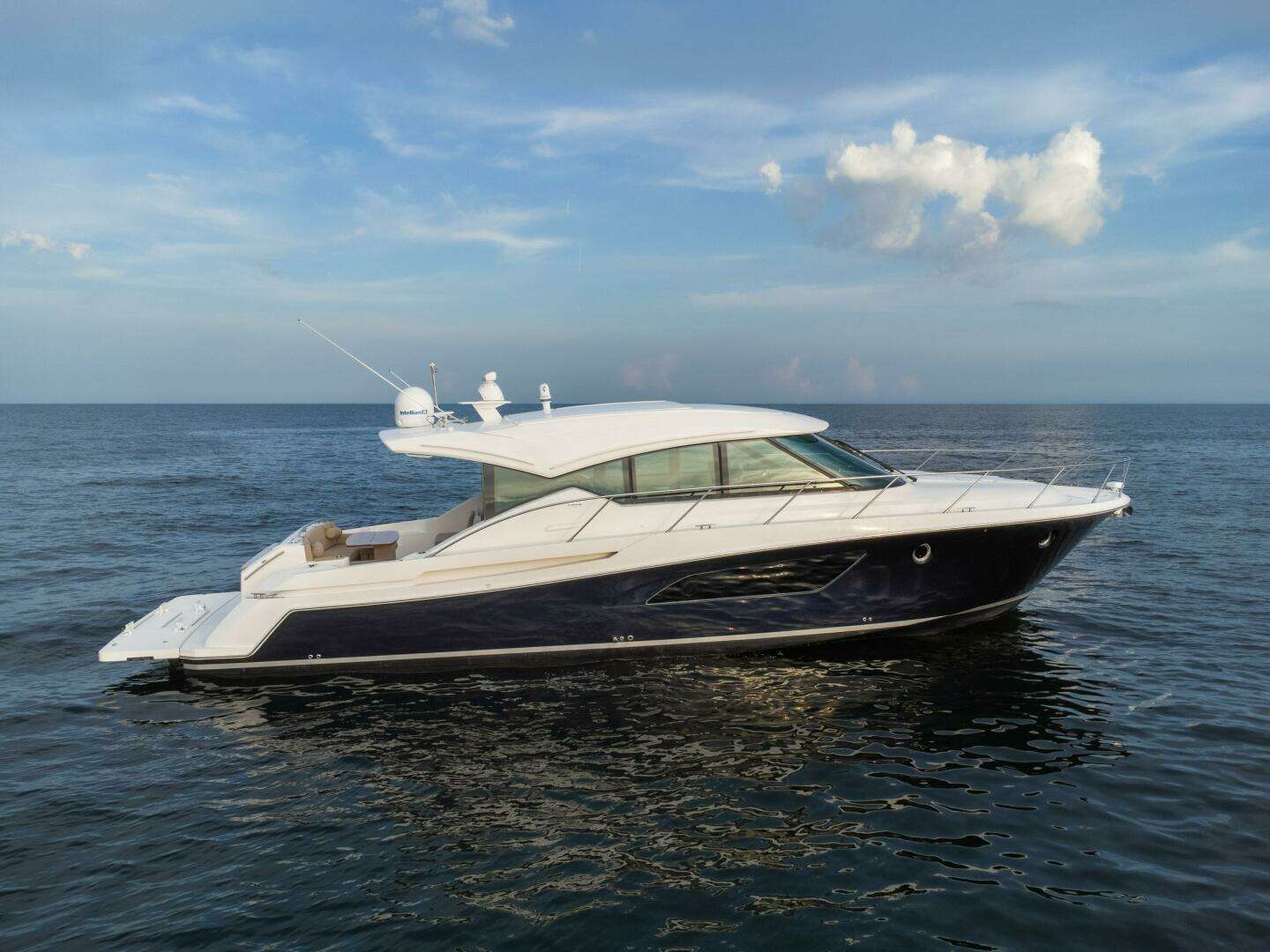 2017 Tiara Yachts C53 Coupe - Image 2