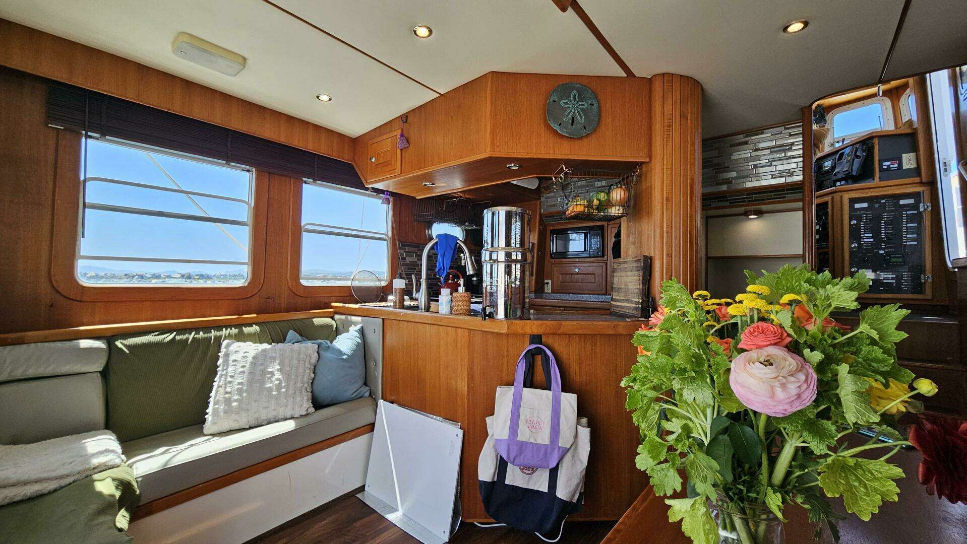 2002 Nordhavn — - Image 7