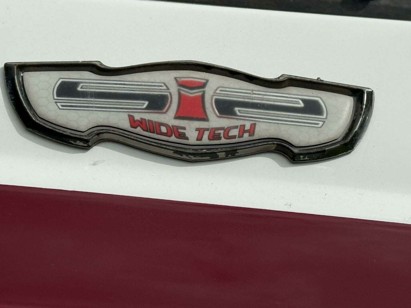 2013 Chaparral 226 SSI - Image 9