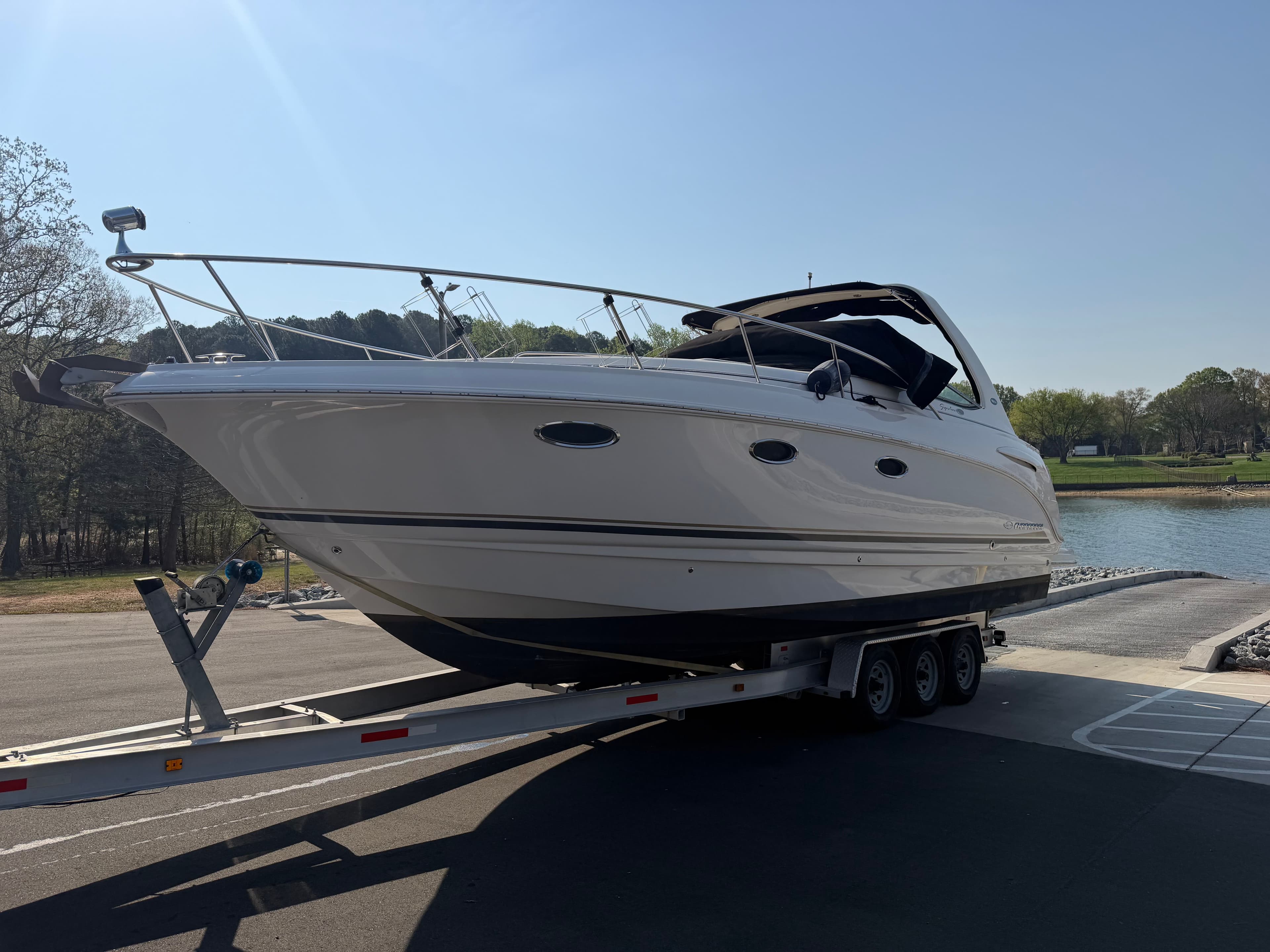 2003 Chaparral 330 Signature