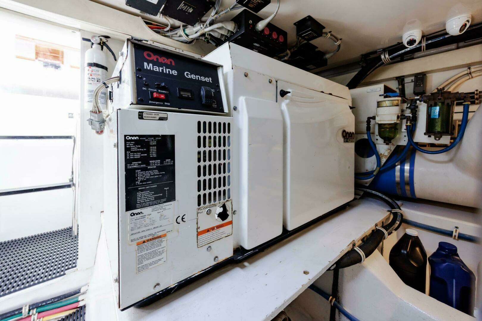 2005 Hatteras 50 Convertible - Image 105