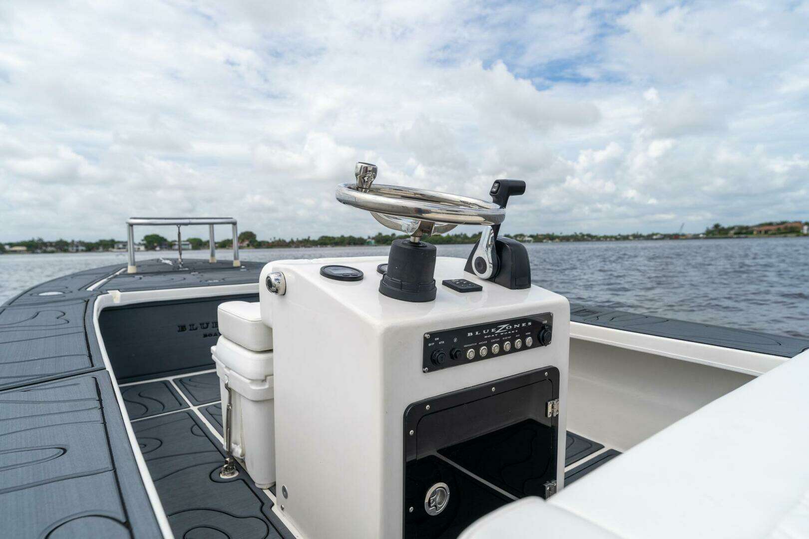 2025 BlueZones Boatworks 16' Flats - Image 68