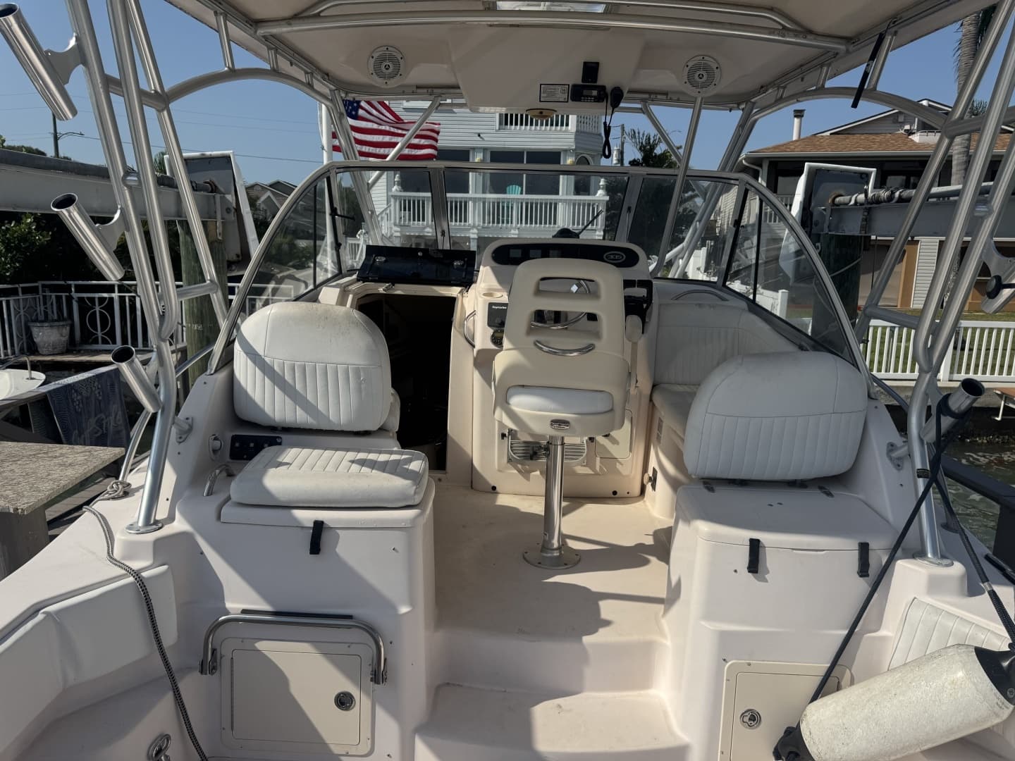 2007 Grady-White 305 Express - Image 12